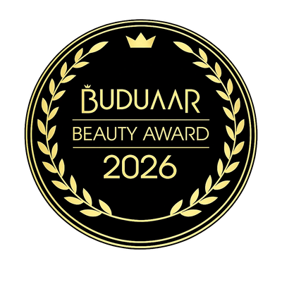 Glossy Way press-on nails won Buduaar Beauty Award